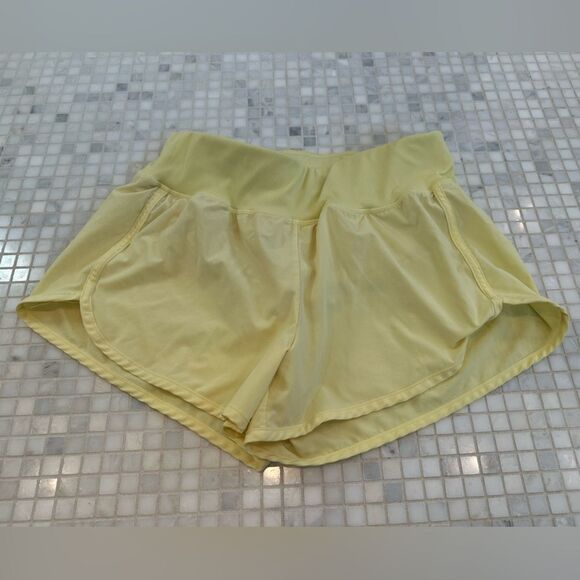 Zella Yellow 3 inch Women’s Athletic Shorts - Picture 1 of 11